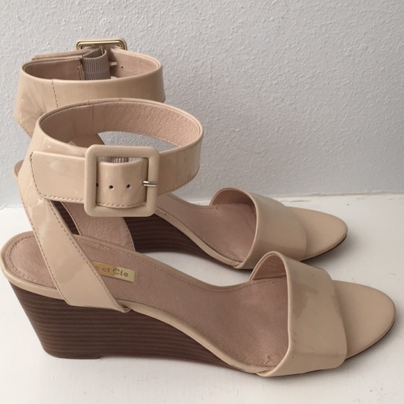 Louise Et Cie patent Leather Punya Wedge Sandals - Picture 8 of 17